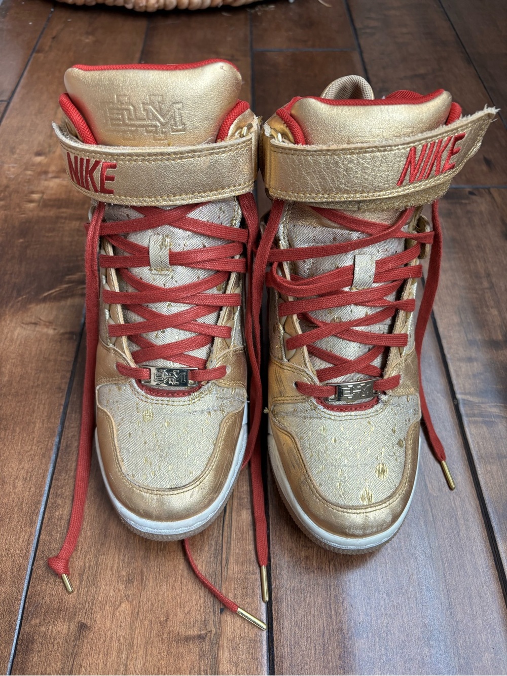 Nike 2013 Air Revolution Sky Hi BHM Gold Dunk Size 6